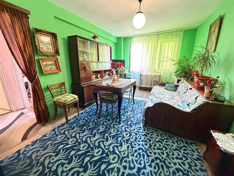 Apartament cu 2 camere semidecomandat în Ultracentral