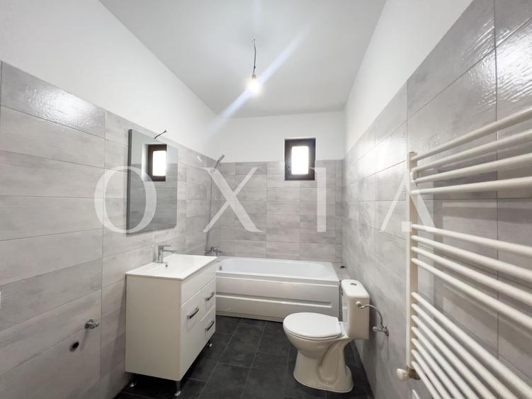 Duplex cu 3 camere cu Canalizare în Moșnița Nouă