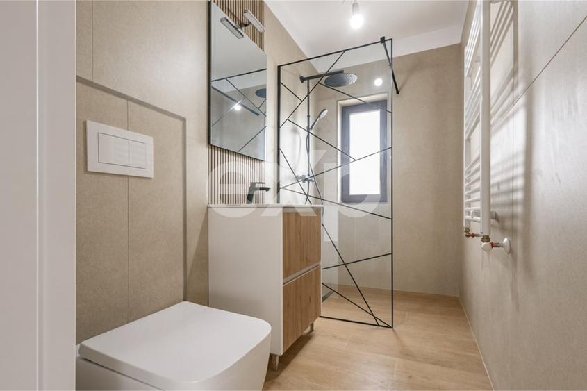 Duplex cu 4 camere cu Canalizare în Covaci