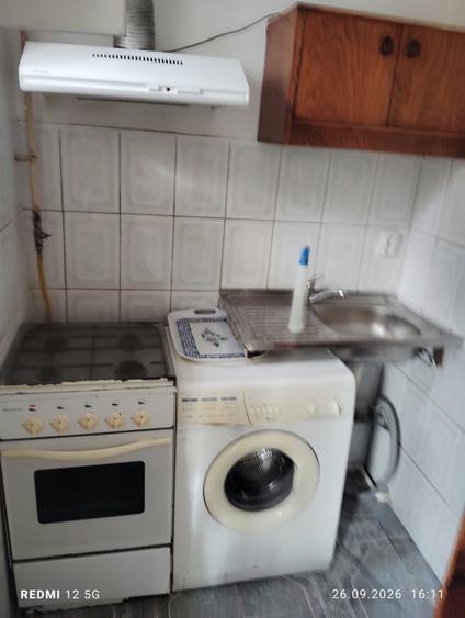 Garsonieră decomandată în Central
