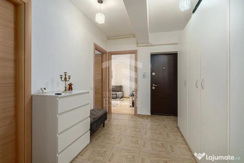 Apartament cu 3 camere decomandat în Titan
