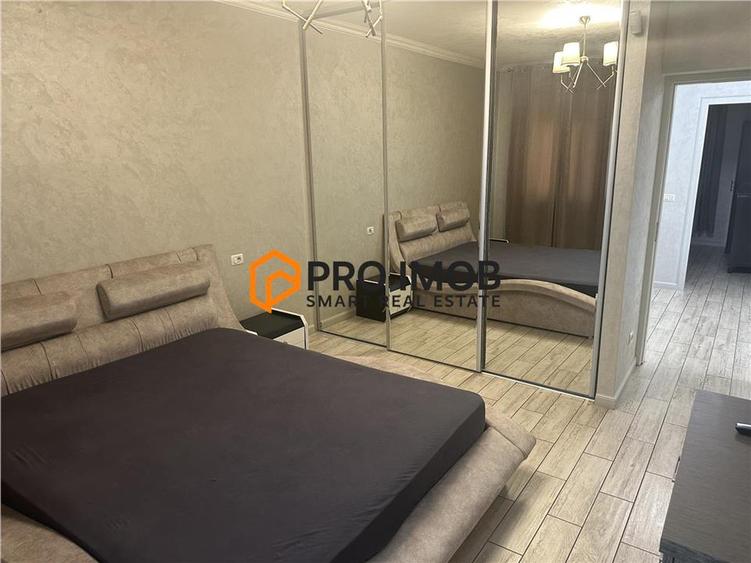 Casă individuală cu 6 camere cu Teren 400 Mp în Vânători