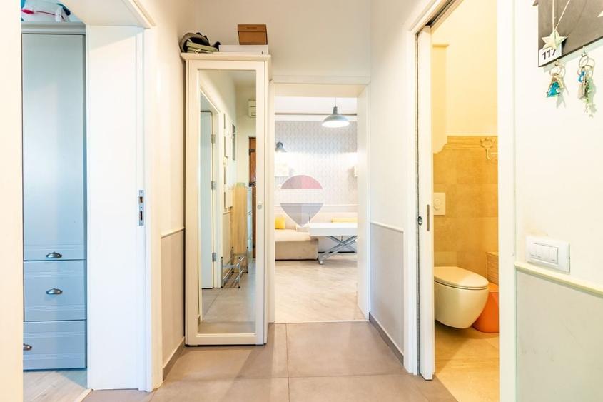 Apartament cu 4 camere semidecomandat, mobilat în Turda