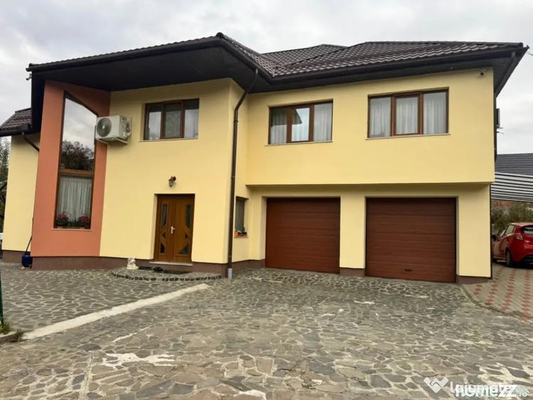 Casă cu 5 camere cu Teren 1310 Mp în Central