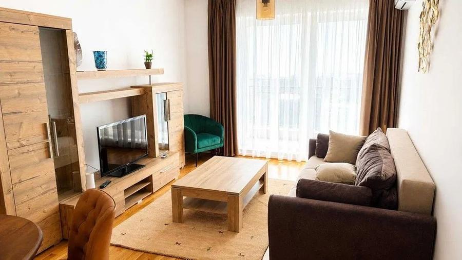 Apartament cu 2 camere | Loc de parcare | Centrala imobil | 1 Mai - 1