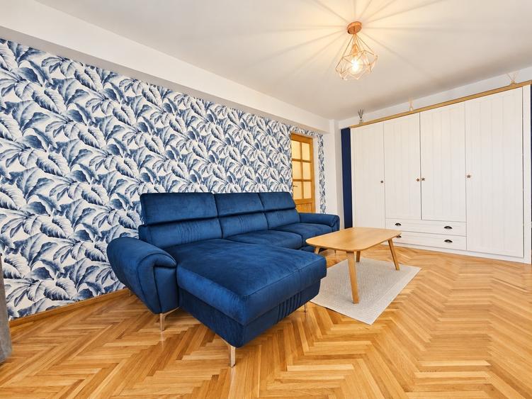 Apartament cu 2 camere decomandat în Mazepa 1