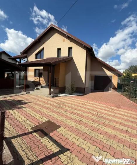 Casă cu 4 camere cu Teren 350 Mp în Central
