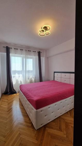 Apartament cu 3 camere decomandat în Ultracentral
