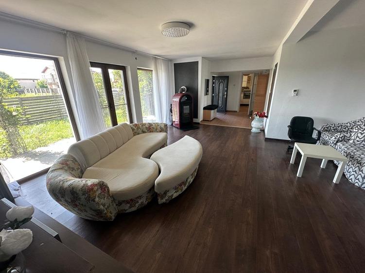 Casă individuală cu 4 camere cu Canalizare în Vidra