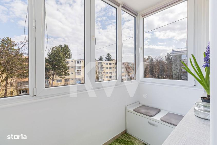 Apartament cu 3 camere semidecomandat, mobilat în Astra