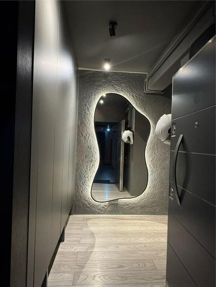 Apartament cu 4 camere în Faleză