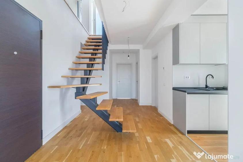 Apartament cu 4 camere decomandat în Sisești