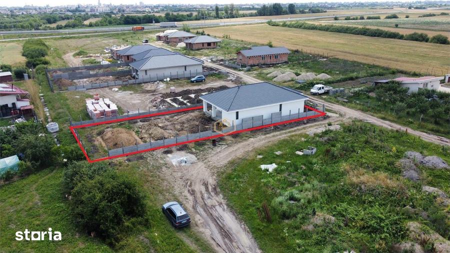 Casă cu 4 camere cu Teren 714 Mp în Burdea