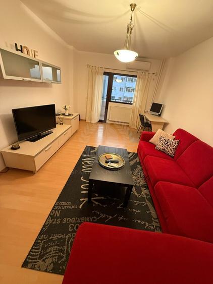 Apartament cu 2 camere decomandat, mobilat în Cantacuzino
