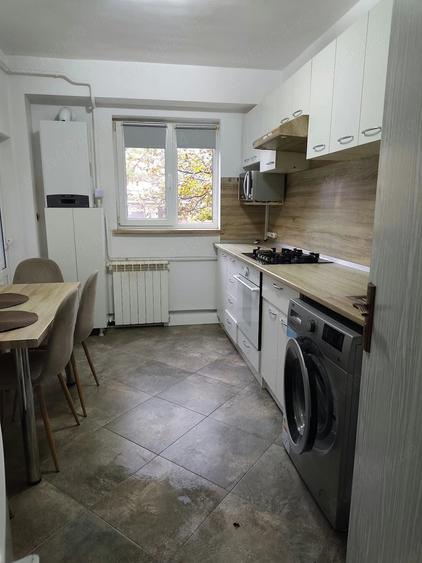 Apartament cu 2 camere decomandat în Mazepa 2