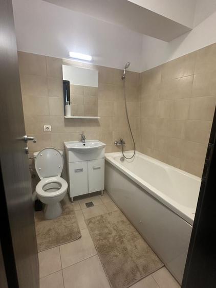 Apartament cu 2 camere în Păcii