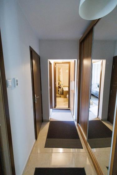 Apartament cu 2 camere decomandat, mobilat în Vitan Mall