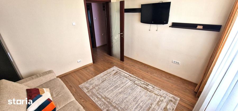 Apartament cu 3 camere în Faleza Nord