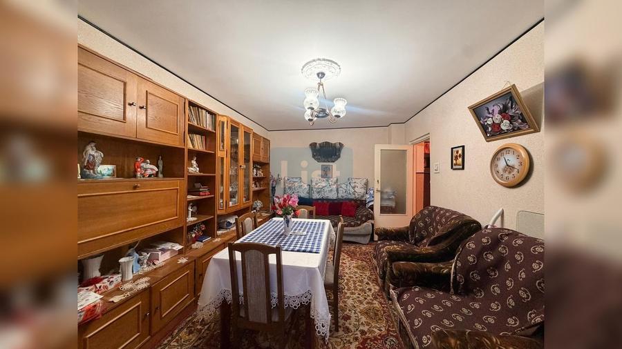Apartament cu 2 camere semidecomandat în Micro 17