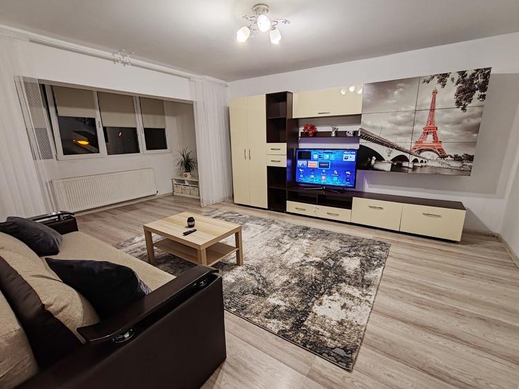 Apartament cu 2 camere decomandat în Steaua