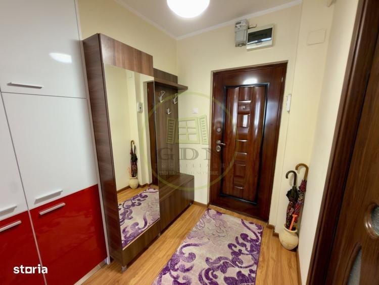 Apartament cu 2 camere semidecomandat în Craiovița Nouă