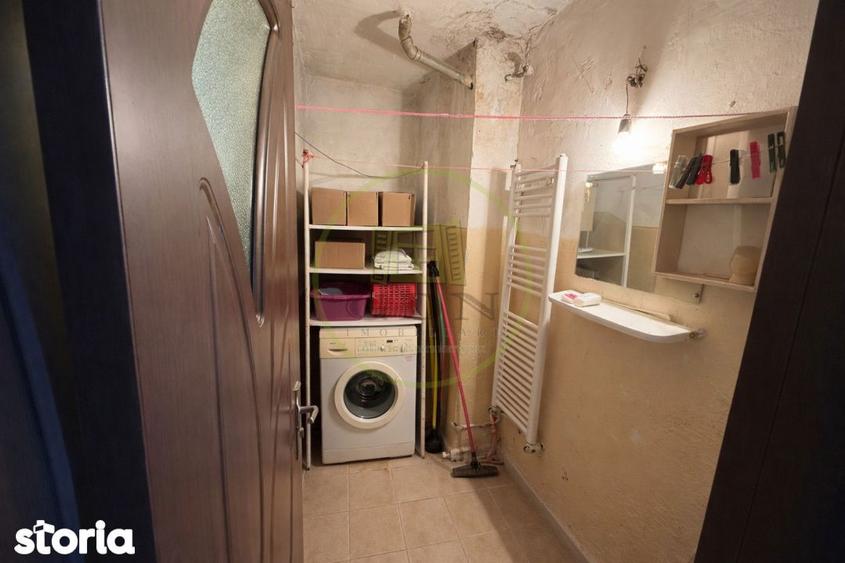 Apartament cu 4 camere semidecomandat în Lăpuș Argeș
