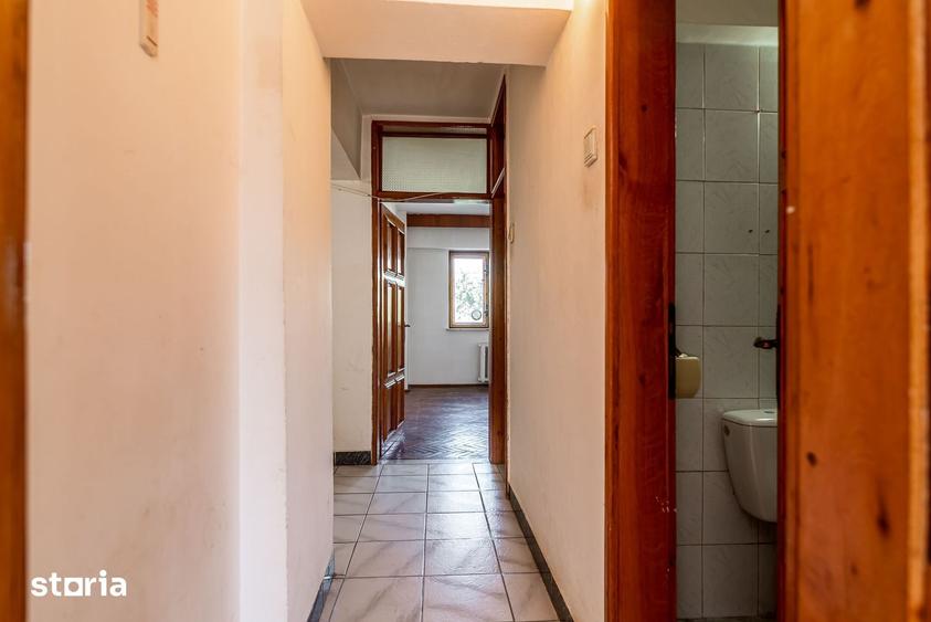 Apartament cu 4 camere decomandat în Aurel Vlaicu