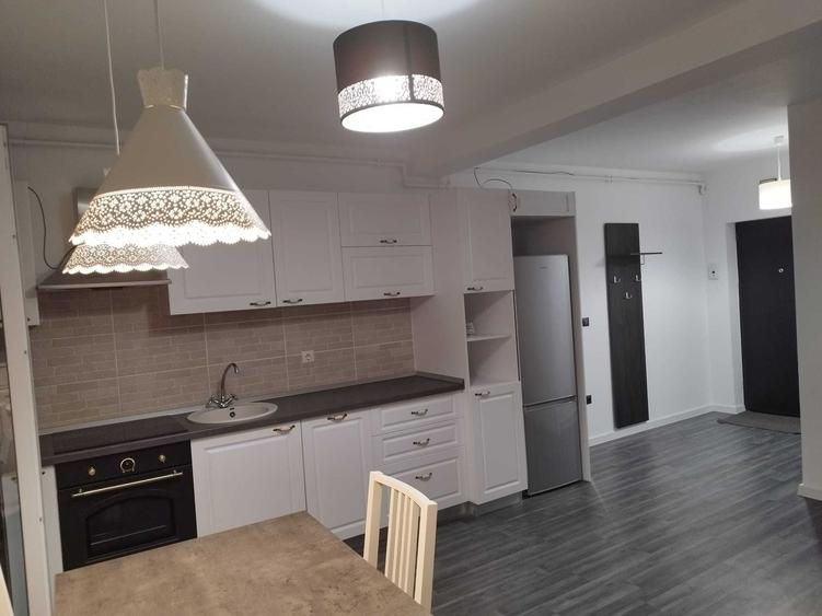 Apartament cu 2 camere decomandat în Florești