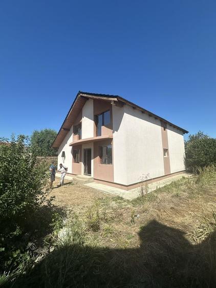 Casă cu 4 camere în Lugojel