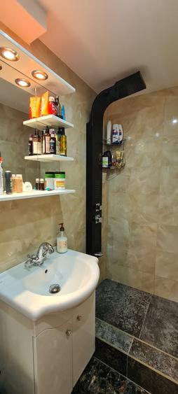 Apartament cu 2 camere semidecomandat în Mircea cel Bătrân