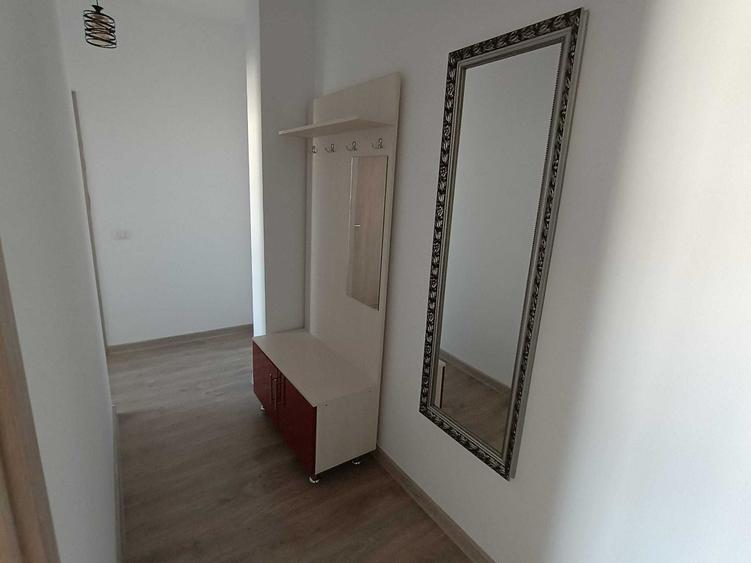 Apartament cu 2 camere decomandat în Giroc