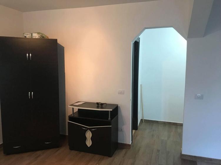 Garsonieră în Tătăranu