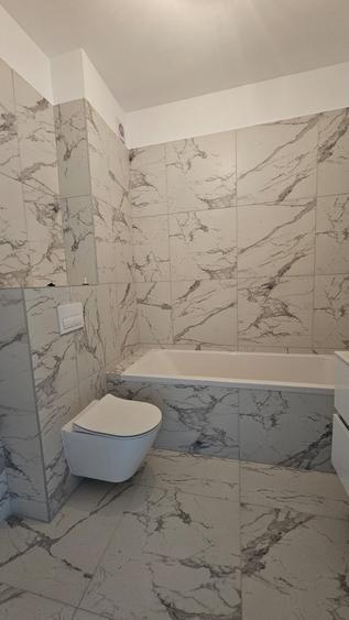 Apartament cu 2 camere decomandat în Berceni