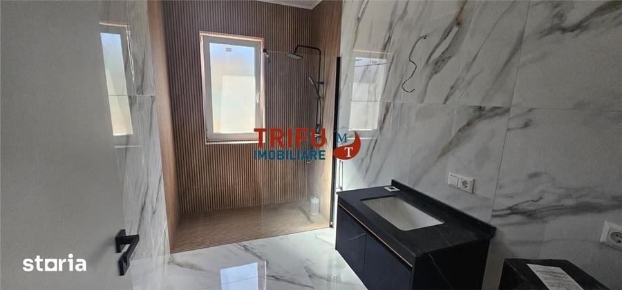 Casă cu 4 camere cu Teren 200 Mp în Central