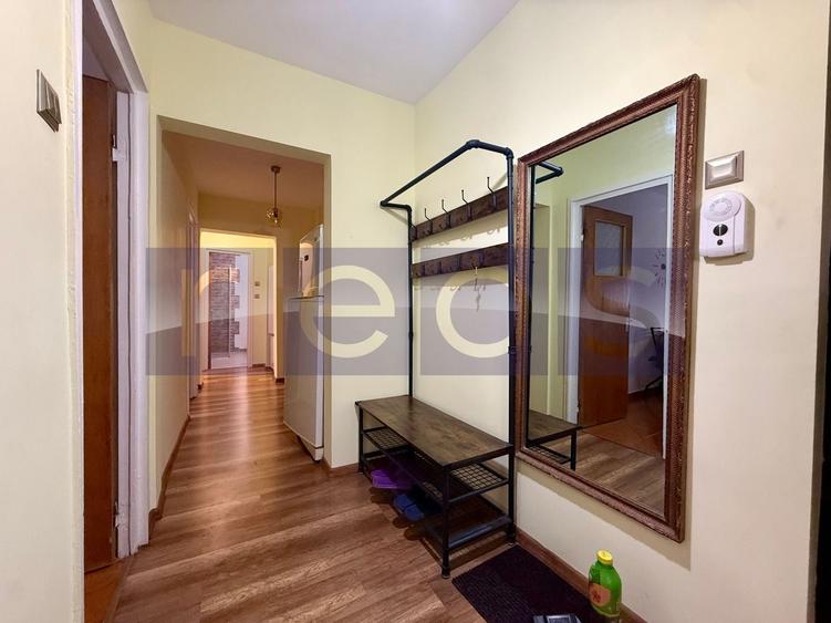 Apartament cu 3 camere decomandat, mobilat în Ozana