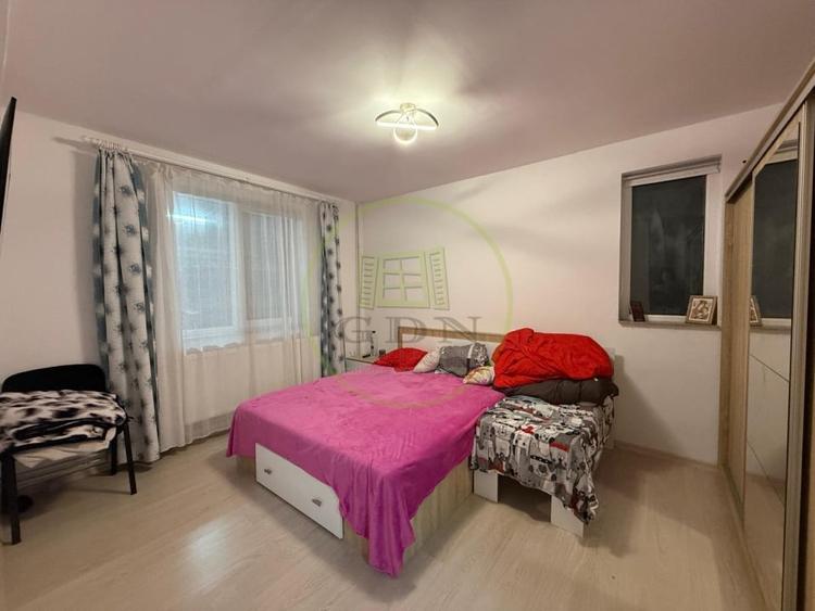 Casă individuală cu 3 camere cu Canalizare în Cârcea