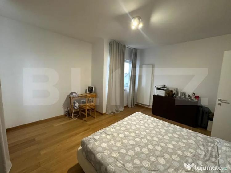 Casă cu 7 camere cu Teren 163 Mp în Lucian Blaga
