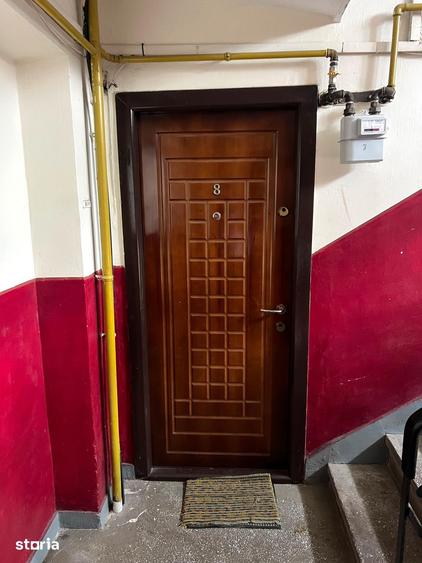 Apartament cu 3 camere în Micro 16