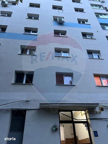 Apartament cu 4 camere, mobilat în Berceni