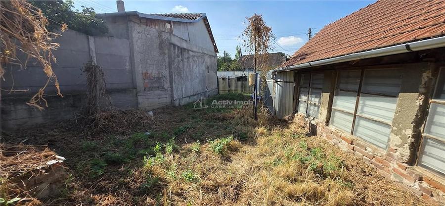 Teren de 142 mp, în Central