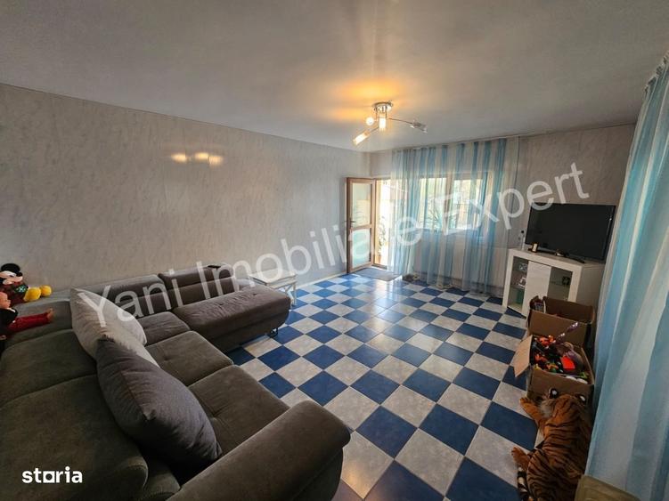 Casă cu 4 camere în Curtea de Argeș