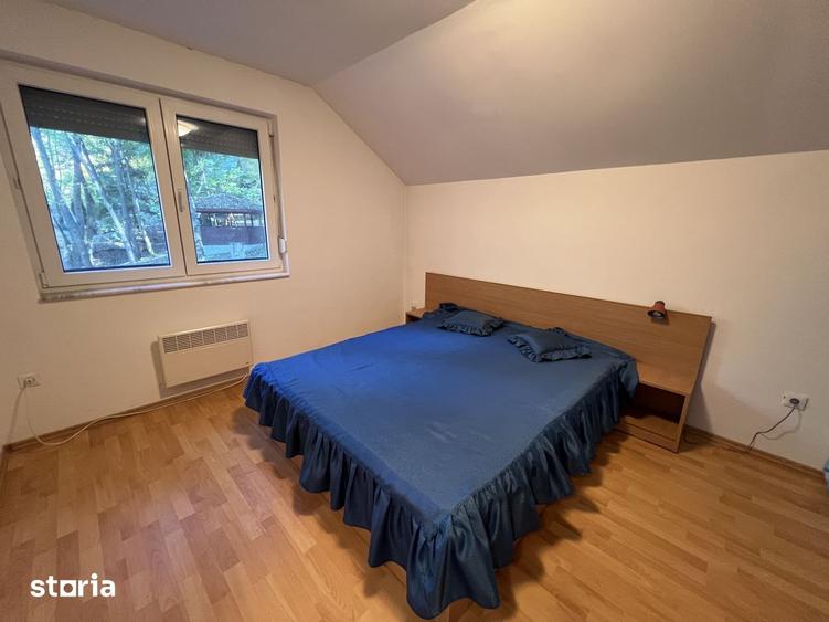 Casă cu 4 camere cu Teren 1292 Mp în Drăganu