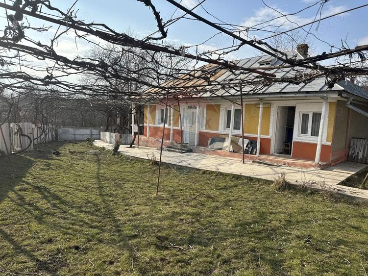 Casa / Vila cu 3 camere de vanzare - 7