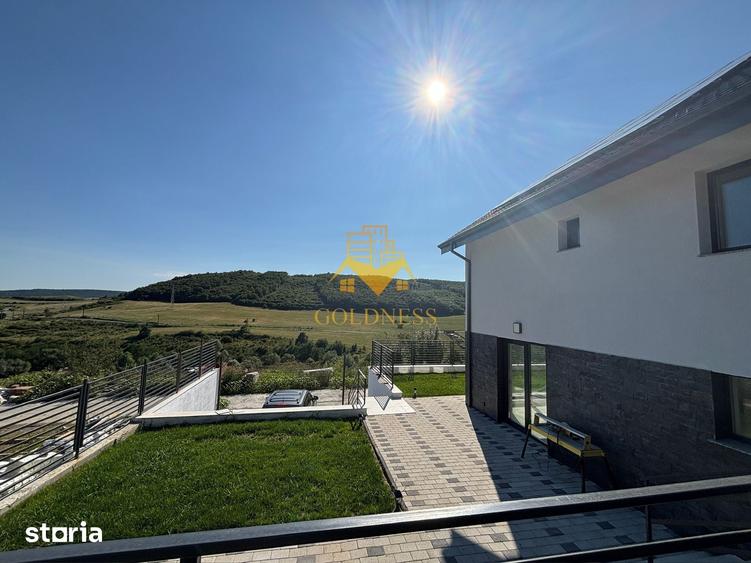 Casă cu 4 camere cu Teren 500 Mp în Baciu