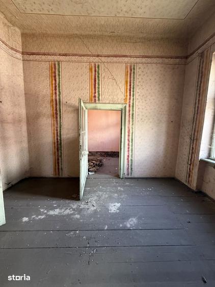 Apartament cu 5 camere în Traian