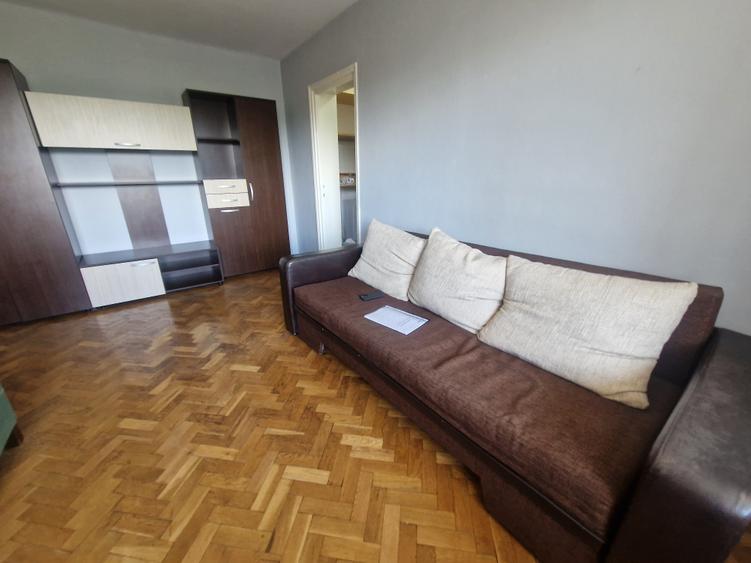 Apartament cu 2 camere semidecomandat în Medicină