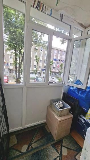 Apartament cu 2 camere decomandat în Războieni