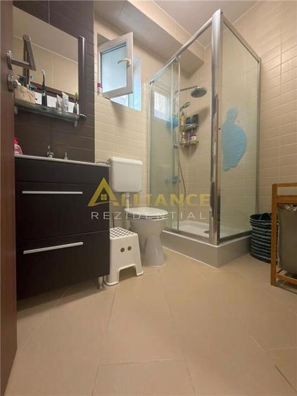 Apartament cu 2 camere decomandat, mobilat în Berceni