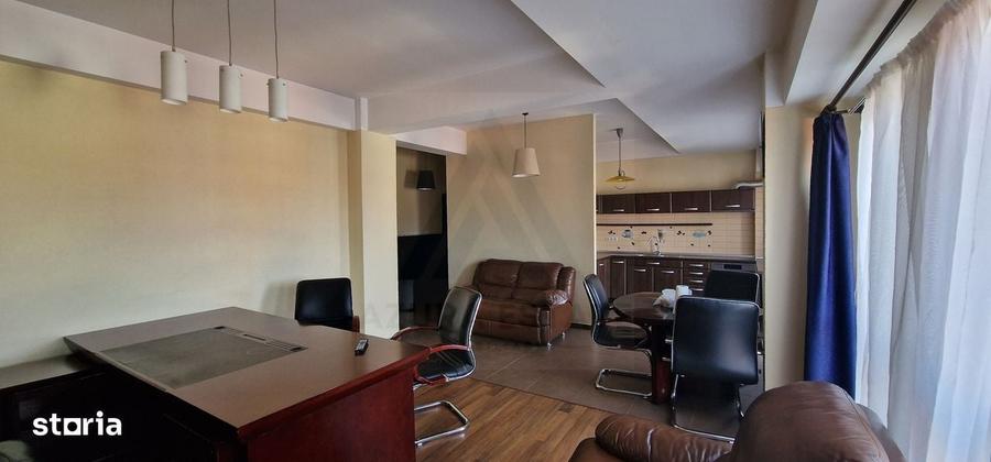 Apartament cu 3 camere în Calea Dumbrăvii