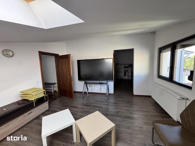 Casă cu 5 camere cu Teren 300 Mp în Rudului